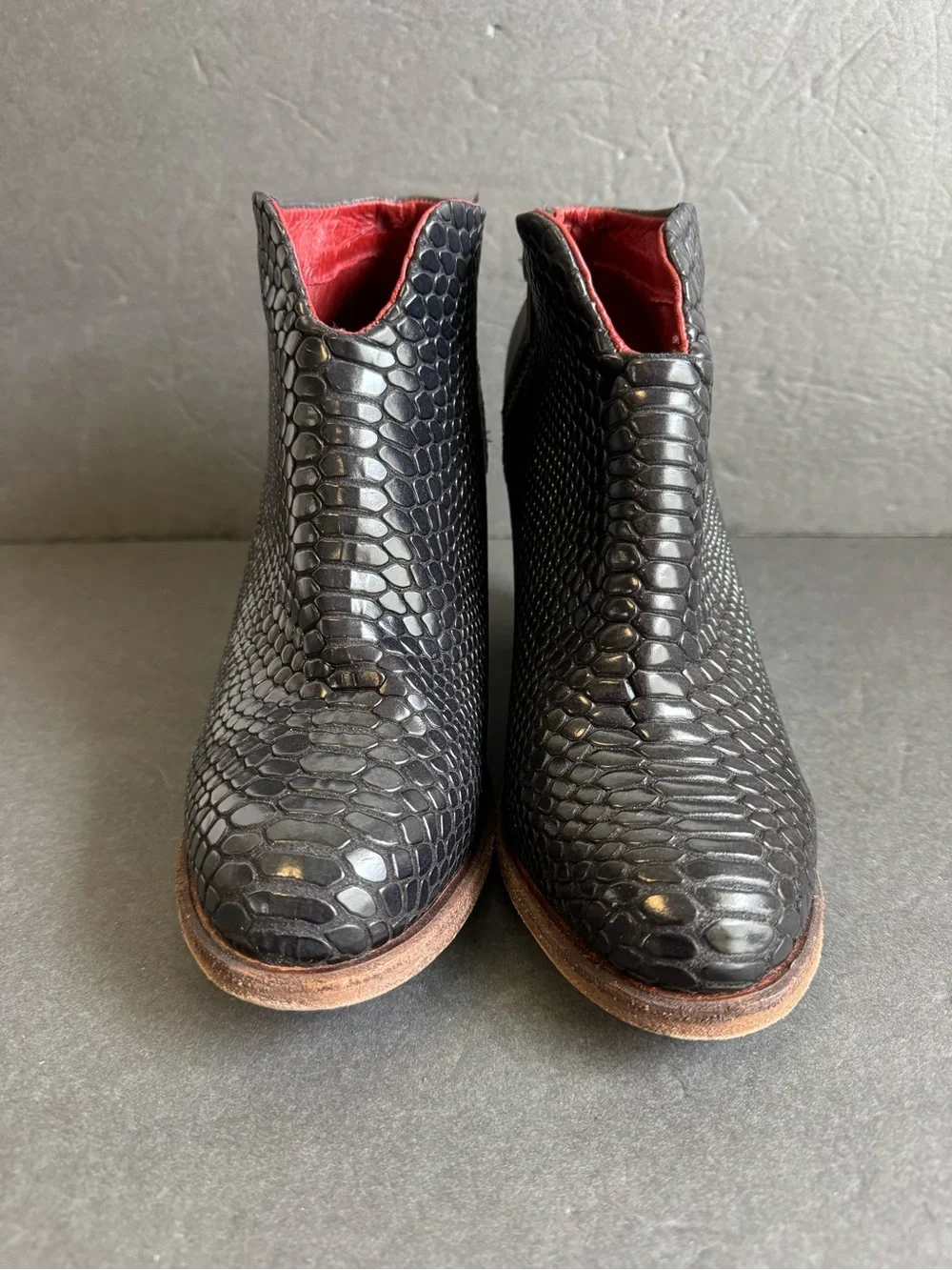 Freebird by Steven Detroit Boots Black Snake Embossed Leather Ankle‎ Booties 9